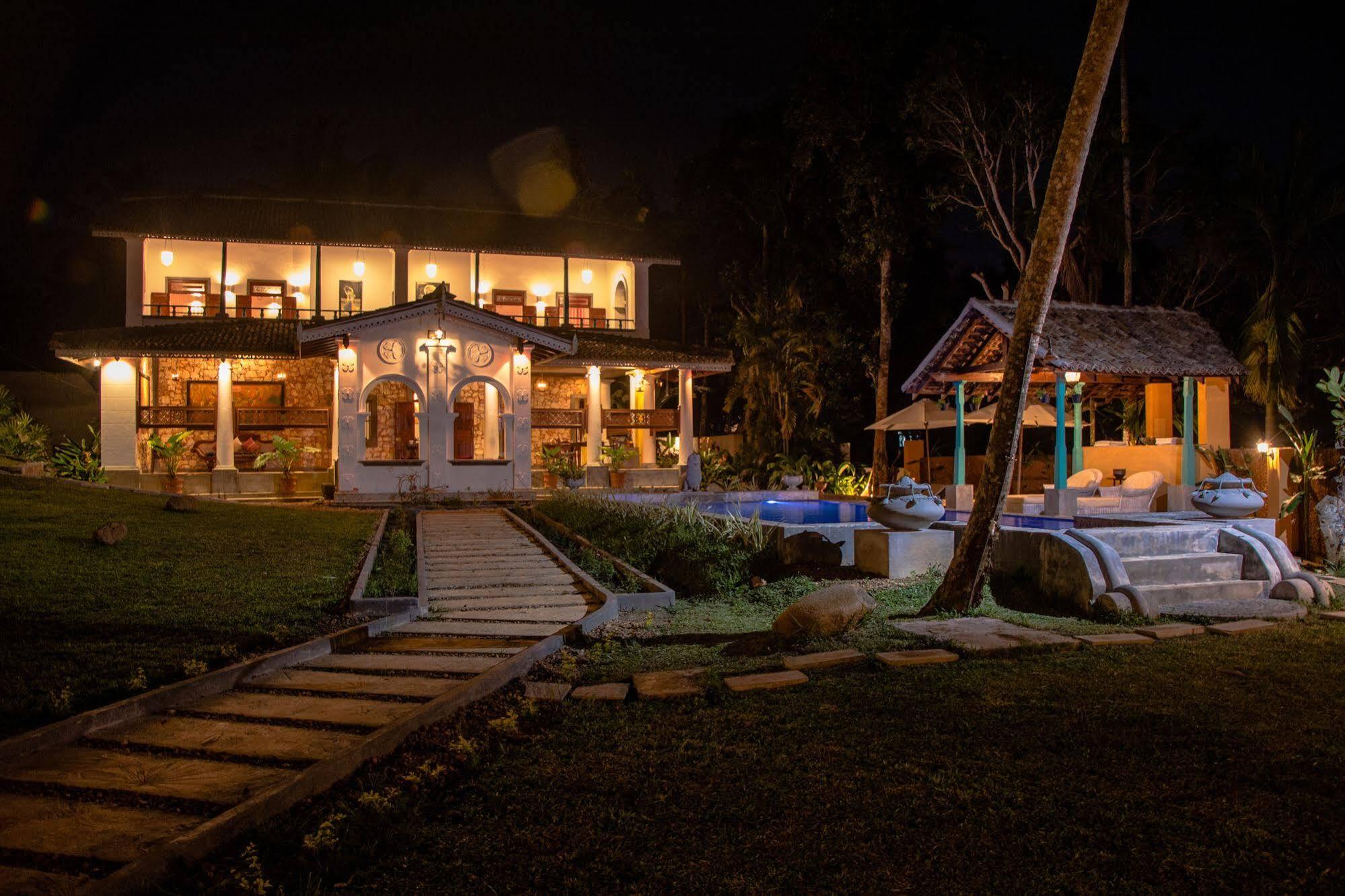 Villa Kubura Hikkaduwa Exterior foto